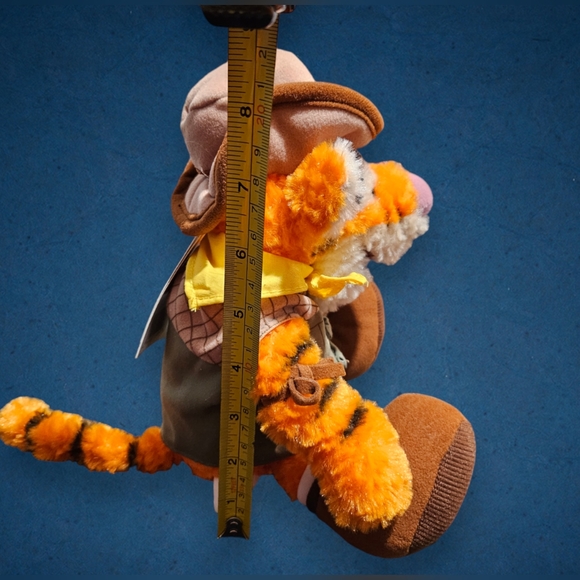 Tiger from winnie the pooh plush/staffed animal from Walt Disney World - Picture 6 of 7
